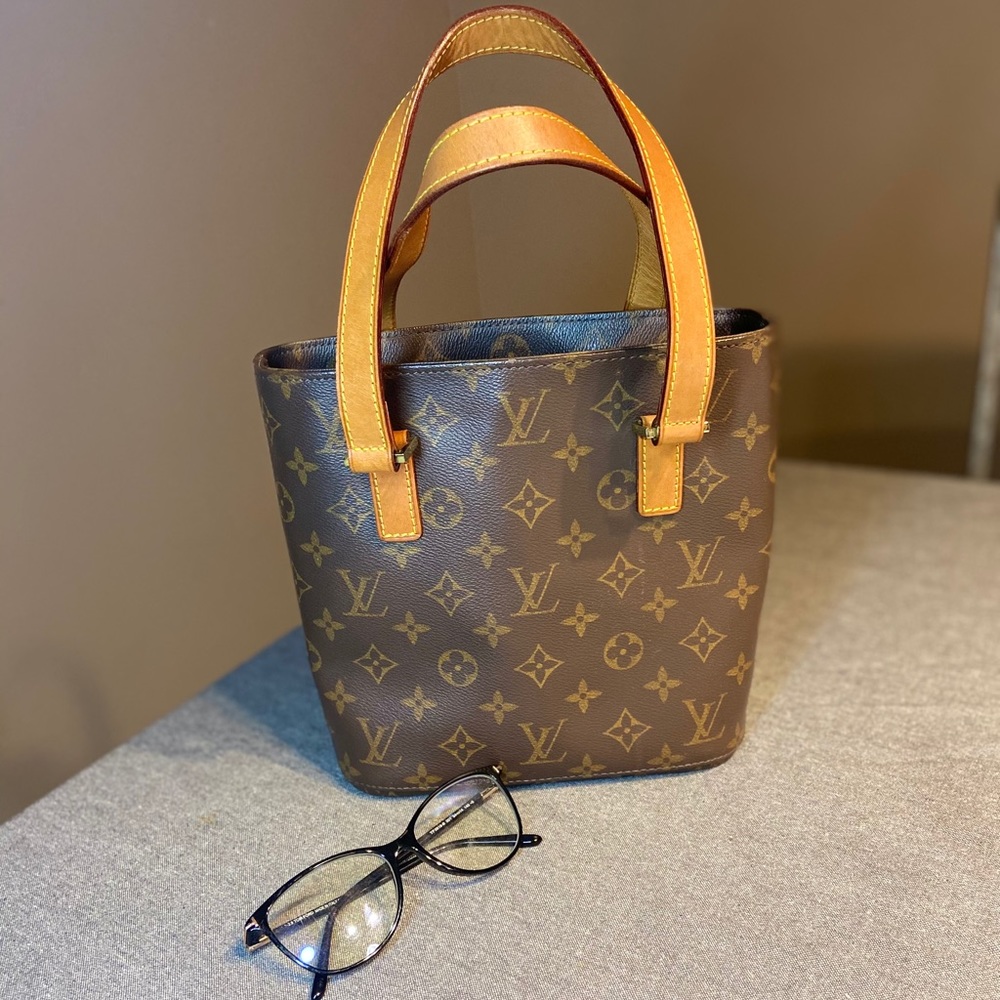 Louis Vuitton ❗️SOLD❗️